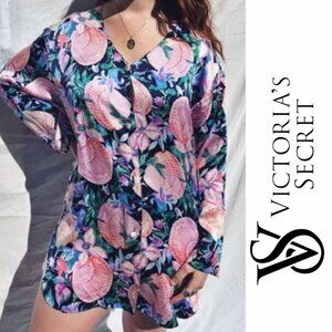 Victoria's Secret | Gold Label Vintage Silk Seashell Sleep Shirt | Size Medium